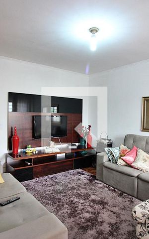 Casa à venda com 198m², 4 quartos e 1 vagaSala