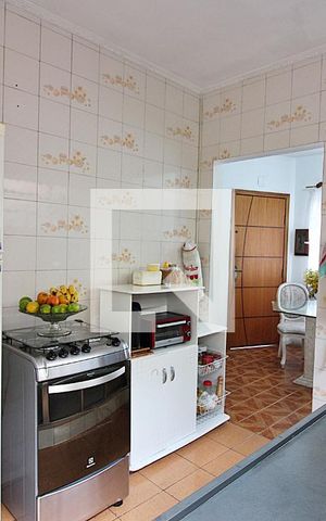 Casa à venda com 198m², 4 quartos e 1 vagaCozinha