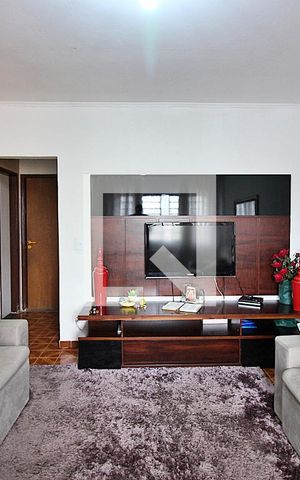 Casa à venda com 198m², 4 quartos e 1 vagaSala