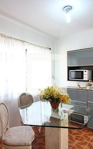 Casa à venda com 198m², 4 quartos e 1 vagaCopa