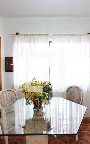 Casa à venda com 198m², 4 quartos e 1 vagaCopa
