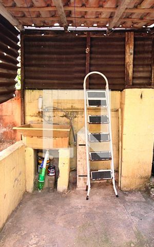Casa à venda com 198m², 4 quartos e 1 vagaLavanderia Edicula