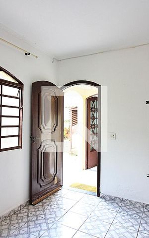 Casa à venda com 198m², 4 quartos e 1 vagaSala Edicula
