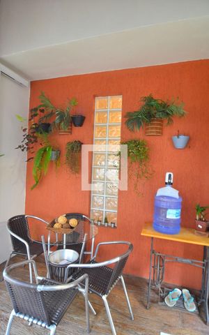 Casa à venda com 240m², 5 quartos e 3 vagasVaranda