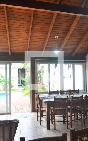 Casa à venda com 240m², 5 quartos e 3 vagasEspaço gourmet