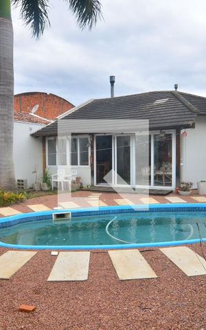 Casa à venda com 240m², 5 quartos e 3 vagasPátio