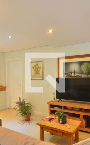 Casa à venda com 240m², 5 quartos e 3 vagasSala