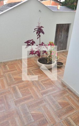 Casa à venda com 240m², 5 quartos e 3 vagasSacada Quarto 2