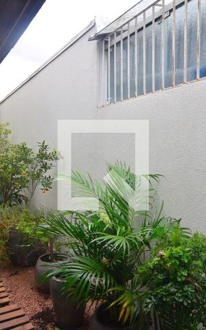 Casa à venda com 240m², 5 quartos e 3 vagasPátio