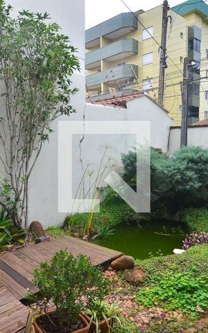 Casa à venda com 240m², 5 quartos e 3 vagasPátio