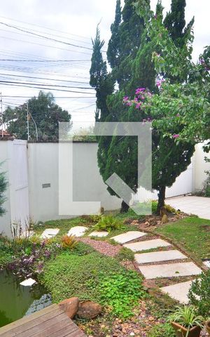 Casa à venda com 240m², 5 quartos e 3 vagasPátio