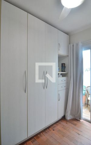 Casa à venda com 240m², 5 quartos e 3 vagasSuíte 1