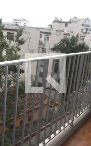 Apartamento à venda com 72m², 2 quartos e 1 vagaSacada