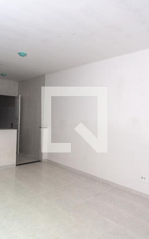 Casa à venda com 187m², 4 quartos e 2 vagas Casa à venda com 187m², 4 quartos e 2 vagasSala de estar - casa 1