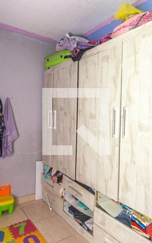 Casa à venda com 187m², 4 quartos e 2 vagas Casa à venda com 187m², 4 quartos e 2 vagasQuarto - casa 2