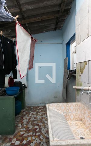 Casa à venda com 50m², 2 quartos e sem vaga Casa à venda com 50m², 2 quartos e sem vagaÁrea de Serviço