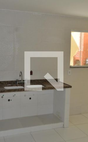 Casa para alugar com 250m², 4 quartos e 2 vagasCozinha