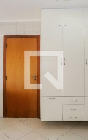 Apartamento à venda com 248m², 4 quartos e 3 vagasÁrea de Serviço