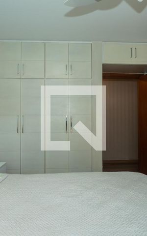 Apartamento à venda com 248m², 4 quartos e 3 vagasQuarto 3 - Suíte
