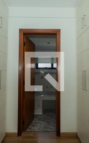 Apartamento à venda com 248m², 4 quartos e 3 vagasQuarto 4 - Suíte