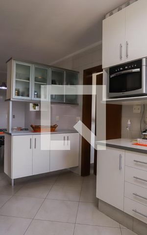 Apartamento à venda com 248m², 4 quartos e 3 vagasCozinha