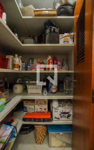 Apartamento à venda com 248m², 4 quartos e 3 vagasDespensa