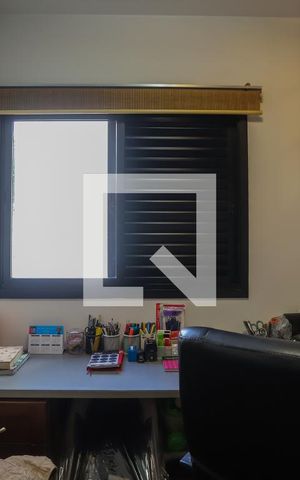 Apartamento à venda com 248m², 4 quartos e 3 vagasEscritório