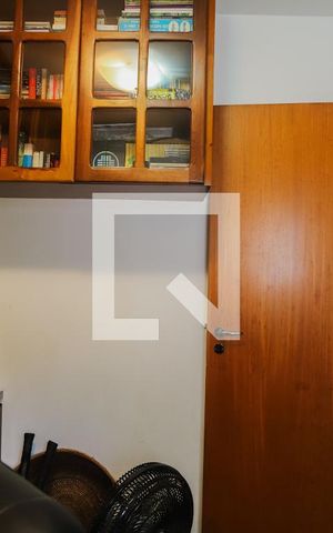 Apartamento à venda com 248m², 4 quartos e 3 vagasEscritório