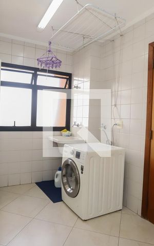 Apartamento à venda com 248m², 4 quartos e 3 vagasÁrea de ServiçoÁrea de Serviço