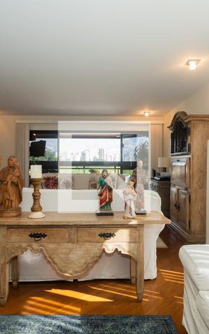 Apartamento à venda com 248m², 4 quartos e 3 vagasSala 1