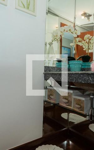 Apartamento à venda com 248m², 4 quartos e 3 vagasBanheiro