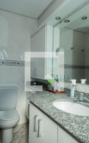 Apartamento à venda com 248m², 4 quartos e 3 vagasBanheiro do Quarto 2