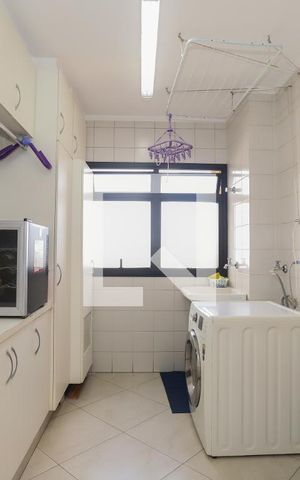 Apartamento à venda com 248m², 4 quartos e 3 vagasÁrea de Serviço