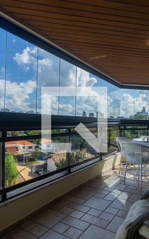 Apartamento à venda com 248m², 4 quartos e 3 vagasVaranda