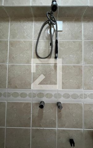 Apartamento à venda com 240m², 4 quartos e 1 vagaBanheiro de Serviço