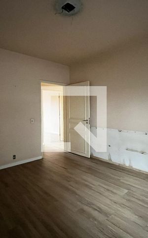 Apartamento à venda com 240m², 4 quartos e 1 vagaQuarto 1
