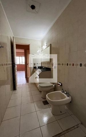 Apartamento à venda com 240m², 4 quartos e 1 vagaBanheiro