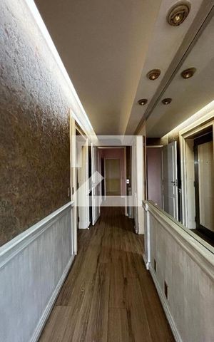 Apartamento à venda com 240m², 4 quartos e 1 vagaCirculação