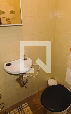 Casa à venda com 217m², 3 quartos e 4 vagas Casa à venda com 217m², 3 quartos e 4 vagasBanheiro de Serviço
