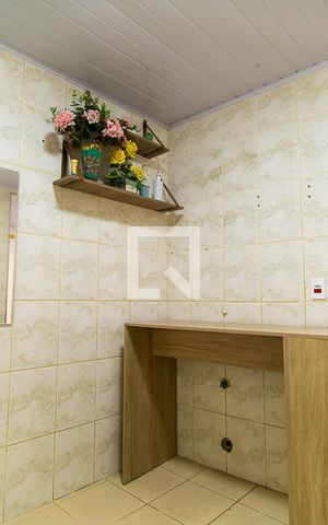 Casa para alugar com 35m², 1 quarto e sem vaga Casa para alugar com 35m², 1 quarto e sem vagaCozinha