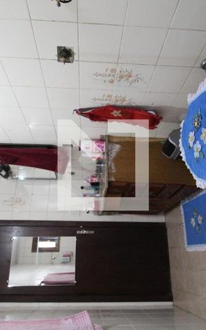 Casa à venda com 200m², 3 quartos e 3 vagasBanheiro