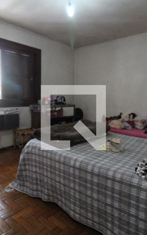 Casa à venda com 200m², 3 quartos e 3 vagasSuite