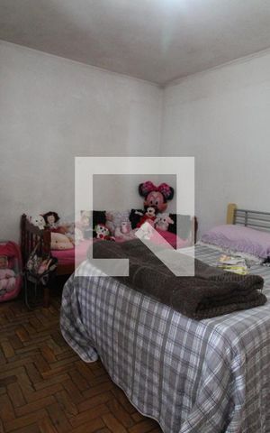 Casa à venda com 200m², 3 quartos e 3 vagasSuite