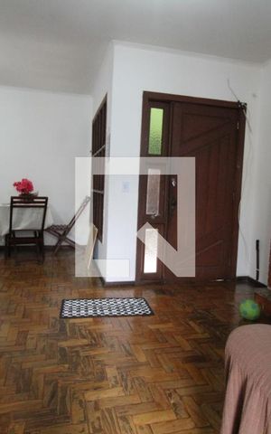 Casa à venda com 200m², 3 quartos e 3 vagasSala de Estar