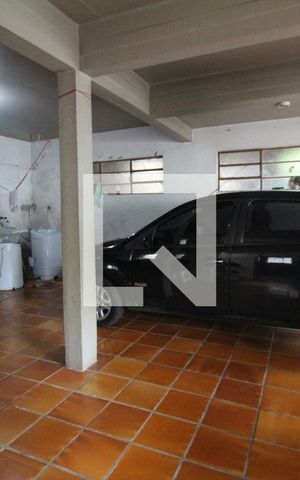 Casa à venda com 200m², 3 quartos e 3 vagasGaragem