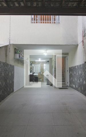 Casa à venda com 155m², 3 quartos e 3 vagasGaragem