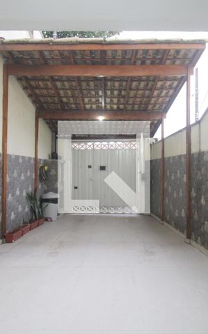 Casa à venda com 155m², 3 quartos e 3 vagasGaragem