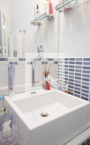 Casa à venda com 155m², 3 quartos e 3 vagasPia