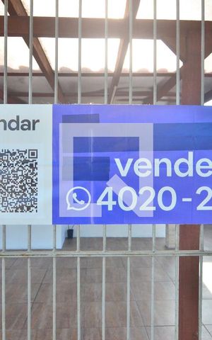 Casa à venda com 150m², 3 quartos e 3 vagasInstalação d plaquinha