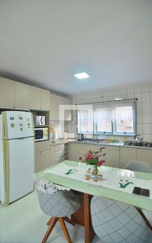 Casa à venda com 150m², 3 quartos e 3 vagasCozinha